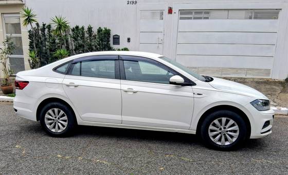 VOLKSWAGEN VIRTUS 1.6 MSI TOTAL FLEX AUTOMÁTICO VOLKSWAGEN VIRTUS 1.6 MSI TOTAL FLEX AUTOMÁTICO